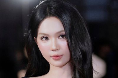 Ngọc Trinh đã dũng cảm đi tìm hạnh phúc ở tuổi 37