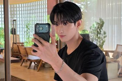 DK (SEVENTEEN) hứng chỉ trích trước thềm nhập ngũ