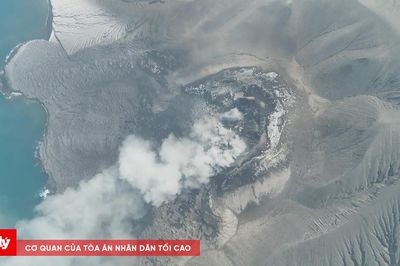 Các nhà báo mất tích khi trên đường đưa tin về núi lửa ở Indonesia