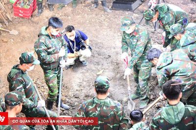 Quy tập thêm 13 bộ hài cốt liệt sĩ tại Công viên Lê Thị Riêng