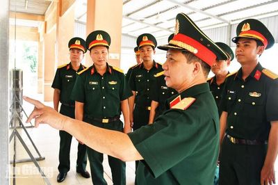 Chỉ huy trưởng Bộ Chỉ huy Quân sự tỉnh An Giang kiểm tra Đại đội 7