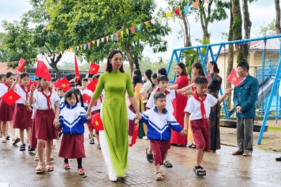 Lắng nghe người dân để nâng chất lượng giáo dục
