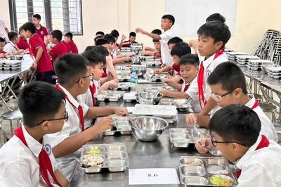 Hà Nội chấn chỉnh công tác tổ chức, quản lý bữa ăn bán trú