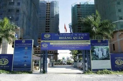 Địa ốc Hoàng Quân bị ngân hàng siết nợ 26 thửa đất tại Tp.HCM