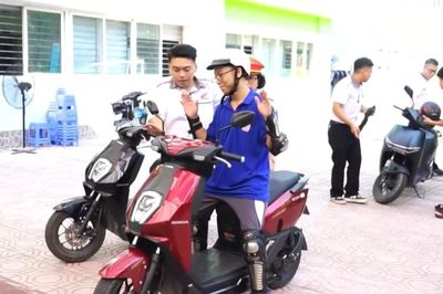 An toàn giao thông học đường: Bắt đầu trước khi cầm lái