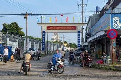 Báo động tình trạng 'quên' mũ bảo hiểm khi tham gia giao thông