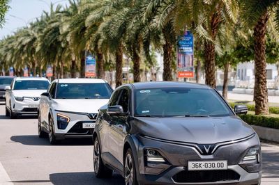 Việt Nam vào nhóm 10 thị trường có tỷ lệ xe điện hóa cao nhất thế giới