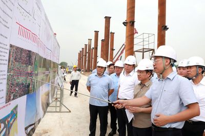 Phó Chủ tịch Hà Nội: Không để một nhà thầu trở thành điểm nghẽn của cả dự án