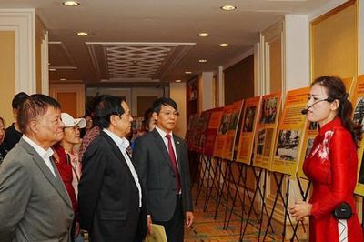 Chuỗi hoạt động tôn vinh Chủ tịch Hồ Chí Minh tại Trung Quốc