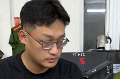 Hà Nội: Công an phường Phú Diễn bắt giữ đối tượng người Hàn Quốc bị Interpol truy nã quốc tế