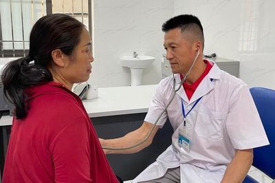 Bộ Y tế phản hồi kiến nghị chính sách, vị trí việc làm tại Trạm Y tế