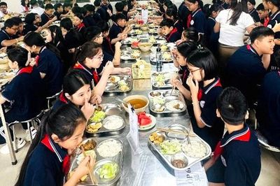 Bài toán quản trị và nề nếp bán trú tại trường học quy mô lớn sau sáp nhập
