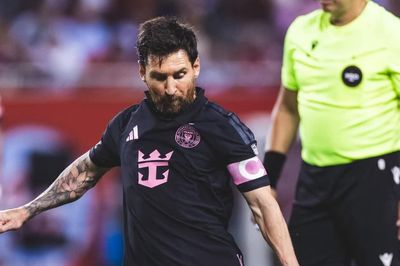 Messi và Lewandowski cùng tỏa sáng khi đối đầu ở giải MLS