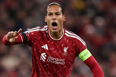 Liverpool 2-1 Atletico Madrid: Chủ nhà lội ngược dòng