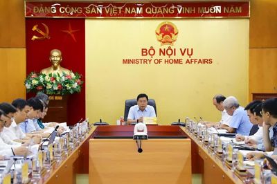Bộ Nội vụ đã tập trung cao cho công tác xây dựng, hoàn thiện thể chế