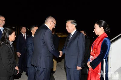 Tổng Bí thư, Chủ tịch nước Tô Lâm bắt đầu thăm chính thức Cộng hòa Pháp và dự Hội nghị Thượng đỉnh Không gian vũ trụ tại Paris