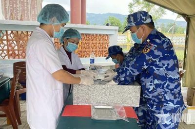 Hoàn thành lấy mẫu sinh phẩm tại Nghĩa trang Liệt sĩ Đại Chánh (TP Đà Nẵng)