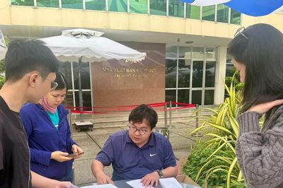 Nhờ tăng nguồn cung, cơn sốt SGK bắt đầu hạ nhiệt