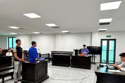 Đưa người trốn đi nước ngoài, hai bị cáo lĩnh 15 năm tù giam