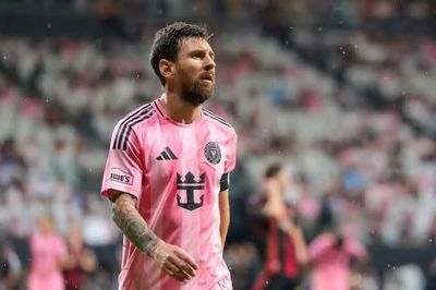HLV Zidane 'bỏ phiếu 100 lần' cho Messi giành Quả bóng Vàng 2026
