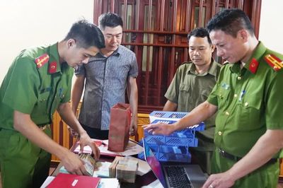 Công an Thanh Hóa khám xét doanh nghiệp xây dựng nghi trốn thuế, mua bán hóa đơn