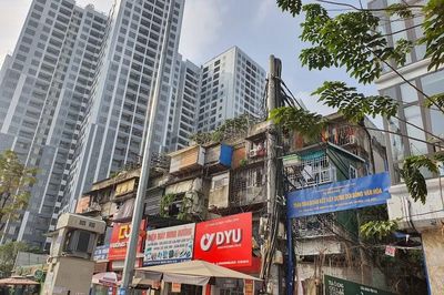 Nhà tập thể tầng 1 Hà Nội từng 'hét giá' nhờ kinh doanh, nay có nguy cơ giảm giá?