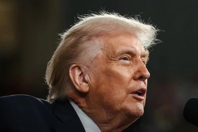 Ông Trump đề xuất trả 5.000 USD cho mỗi cử tri Mỹ nếu Đảng Cộng hòa thắng cử