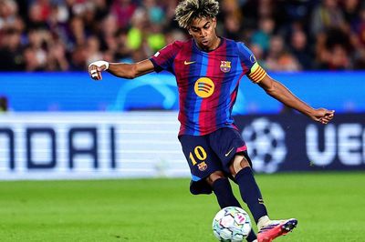 Lamine Yamal hóa thân Messi, Barca thắng 'bàn tay nhỏ'