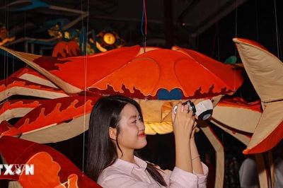 Lưu trăng - ký ức Trung thu giữa lòng phố cổ Hà Nội