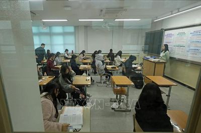 Số du học sinh đến Hàn Quốc lần đầu tiên vượt 500.000 người