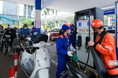 Giá xăng dầu hôm nay (10/9): Đồng loạt tăng