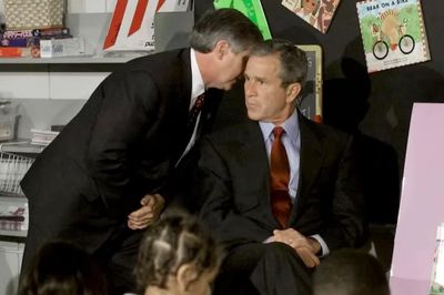 Đôi giày phủ tro bụi và Tổng thống Bush đối mặt khủng hoảng: Phóng viên Reuters kể lại sự kiện ngày 11/9