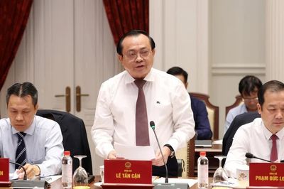 Cấm kinh doanh “bóng cười”, cắt giảm 62 ngành nghề kinh doanh có điều kiện