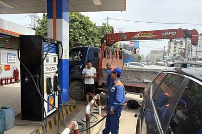 Điều chỉnh giá xăng dầu từ 15 giờ hôm nay 10/9