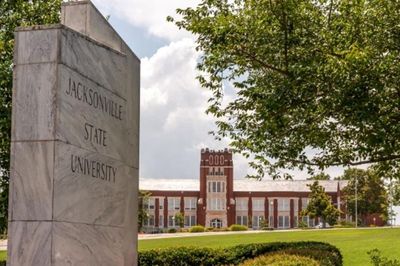 Đại học Mỹ chủ động gửi thư mời nhập học để 'săn' sinh viên