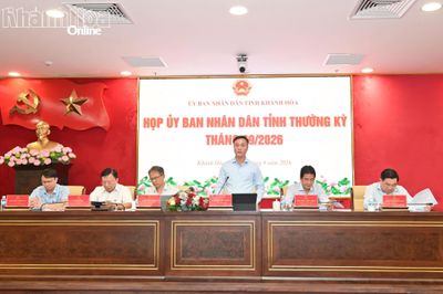 UBND tỉnh Khánh Hòa họp thường kỳ tháng 9