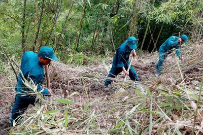 Góp sức đưa đồng đội trở về