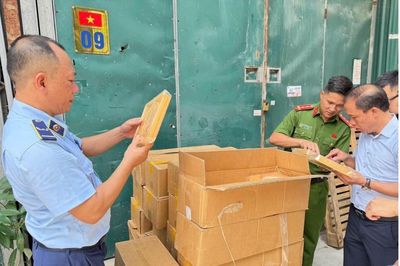 Hà Nội: Phát hiện cơ sở kinh doanh thực phẩm vi phạm, tạm giữ hơn 7.500 bánh