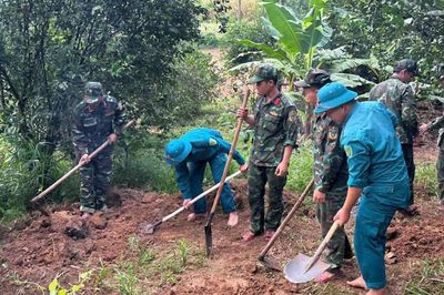 Đà Nẵng: Từ tin báo của người dân, phát hiện 2 hài cốt liệt sĩ