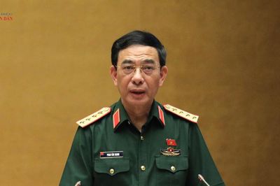 Thư khen của Bộ trưởng Bộ Quốc phòng nhân kỷ niệm 50 năm Ngày truyền thống Cục Pháp chế Bộ Quốc phòng và ngành pháp chế Quân đội