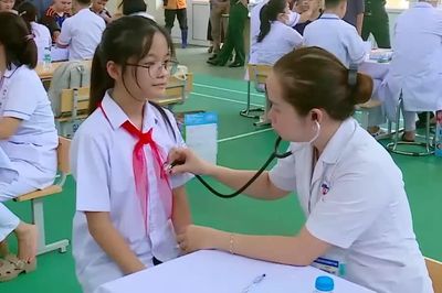 Chăm sóc sức khoẻ học sinh từ cơ sở