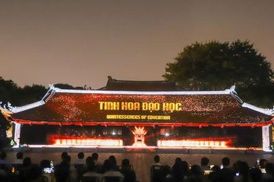 'Đánh thức' di sản Văn Miếu, tạo sức bật cho kinh tế đêm