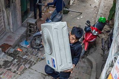 Hà Nội: Người dân dọn đồ đạc, bàn giao mặt bằng cho dự án bãi đỗ xe Vành đai 1