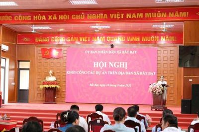 Bất Bạt: Khởi công đồng loạt 10 dự án với tổng vốn 322 tỷ đồng