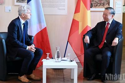 Phát huy di sản hữu nghị giữa Đảng Cộng sản Việt Nam và Đảng Cộng sản Pháp