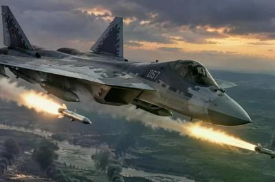 Phi công thử nghiệm hàng đầu hé lộ bí mật chính của tiêm kích Su-57
