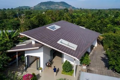 Ngôi nhà vùng quê dành không gian lớn để ba thế hệ sum họp