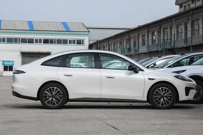 Xe sedan hạng D mạnh 224 mã lực, giá chưa tới 400 triệu đồng