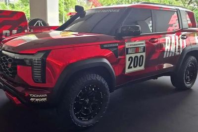 Mitsubishi hé lộ Pajero phong cách xe đua