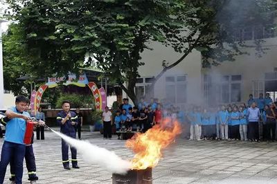 Đưa kiến thức phòng cháy, chữa cháy đến từng người dân Mường Thàng